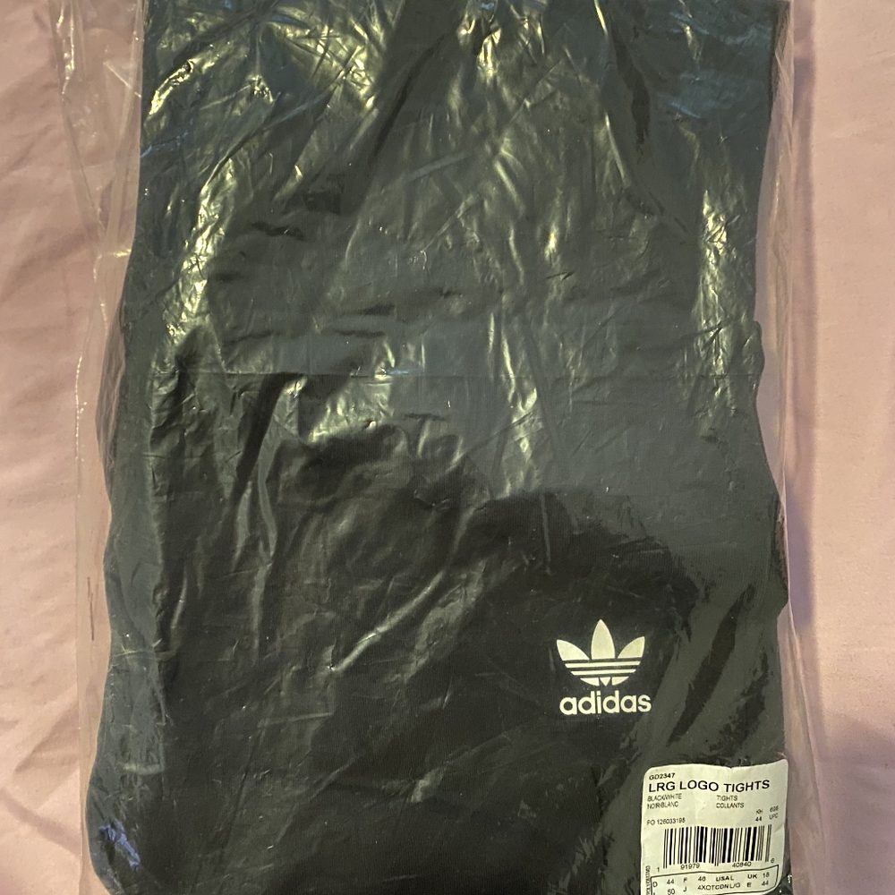 Adidas - Picture 2 of 3